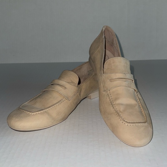 Paul Green Cream Butter Leather Super Soft Loafers - Picture 5 of 13